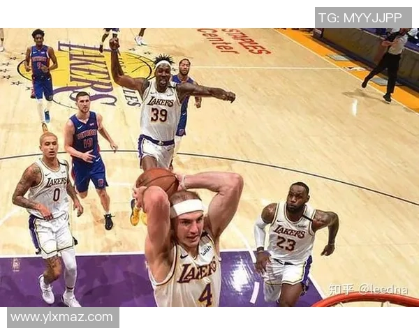 2011年西部湖人与强敌对决的精彩瞬间回顾与分析 2011年西部湖人与强敌对决的精彩瞬间回顾与分析