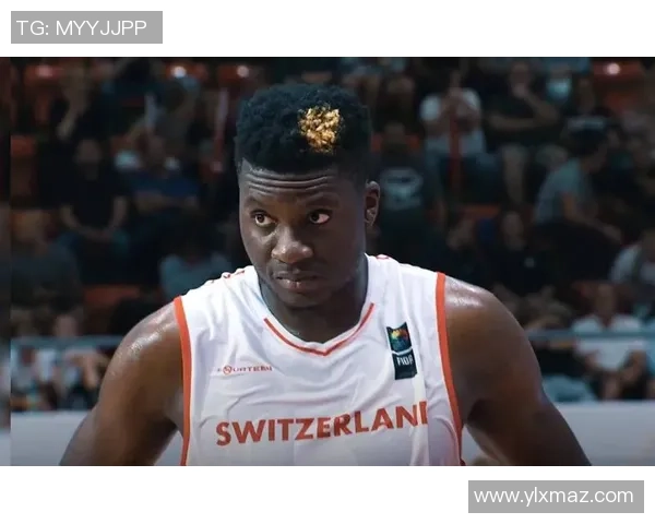 克林特卡佩拉：在NBA赛场上崛起的华裔篮球巨星之路