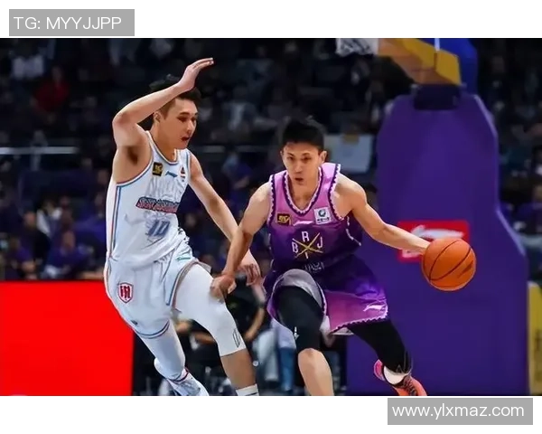 北京北控与深圳精彩对决集锦回顾展现足球魅力与激情瞬间