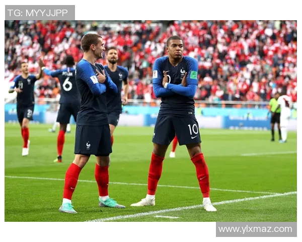 英格兰与荷兰队员对决分析及战术探讨