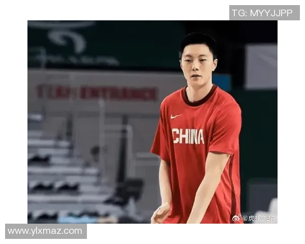 胡明轩的篮球之路:从青涩少年到国家队明星的成长故事 胡明轩的篮球之路:从青涩少年到国家队明星的成长故事